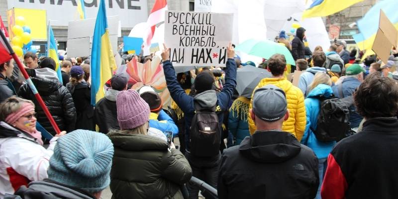 Friedensdemo gegen Putins Krieg für Frieden in der Ukraine